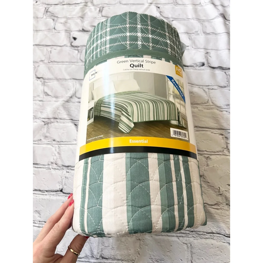 NEW Mainstays Green White Striped Reversible Quilt Full/Queen Bedding